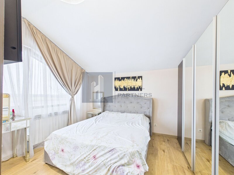 Peris, casa de vanzare, 4 camere, teren 770 mp, piscina, garaj